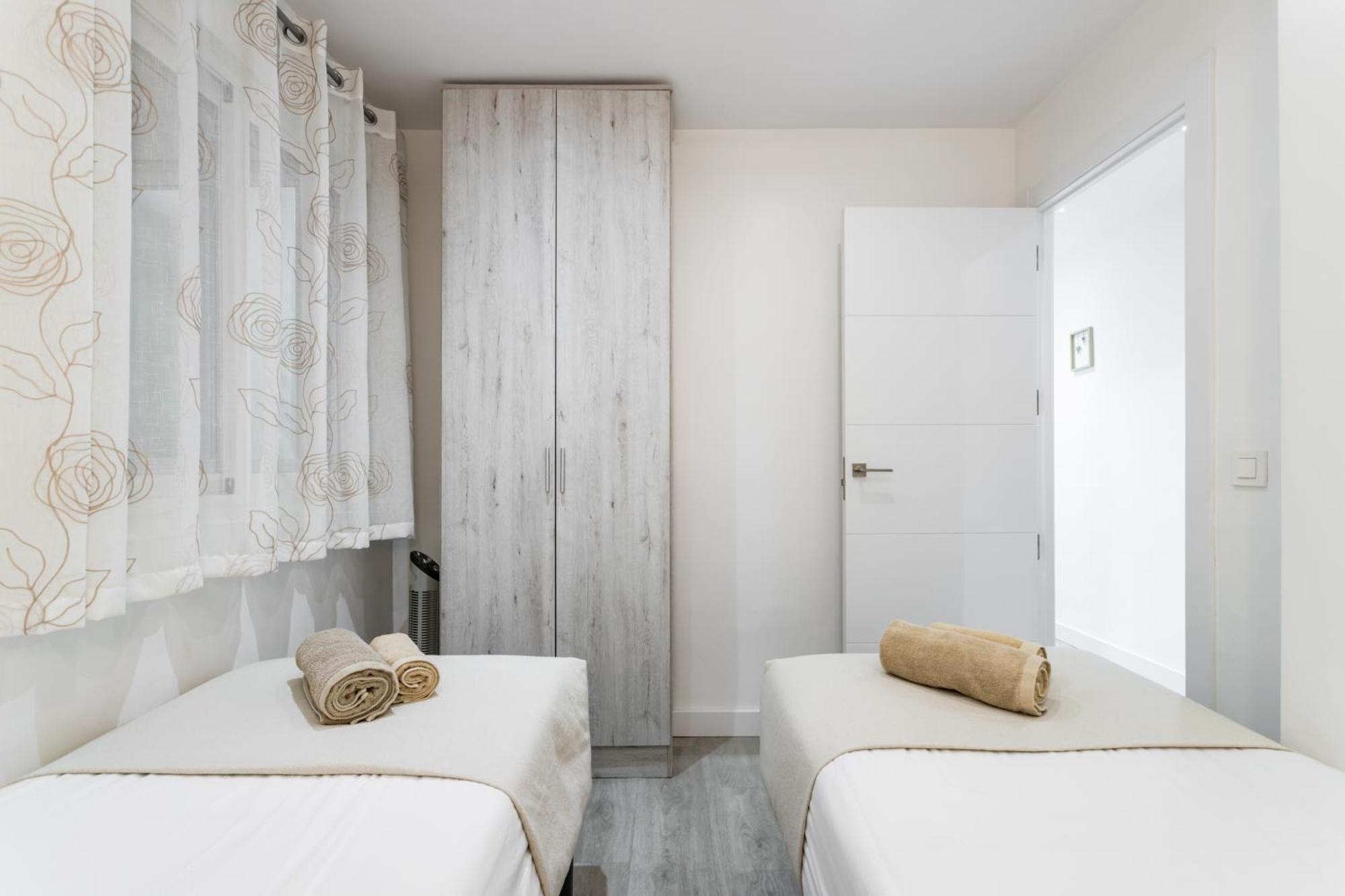 Sur Suites Principe Фуeнхирола Екстериор снимка
